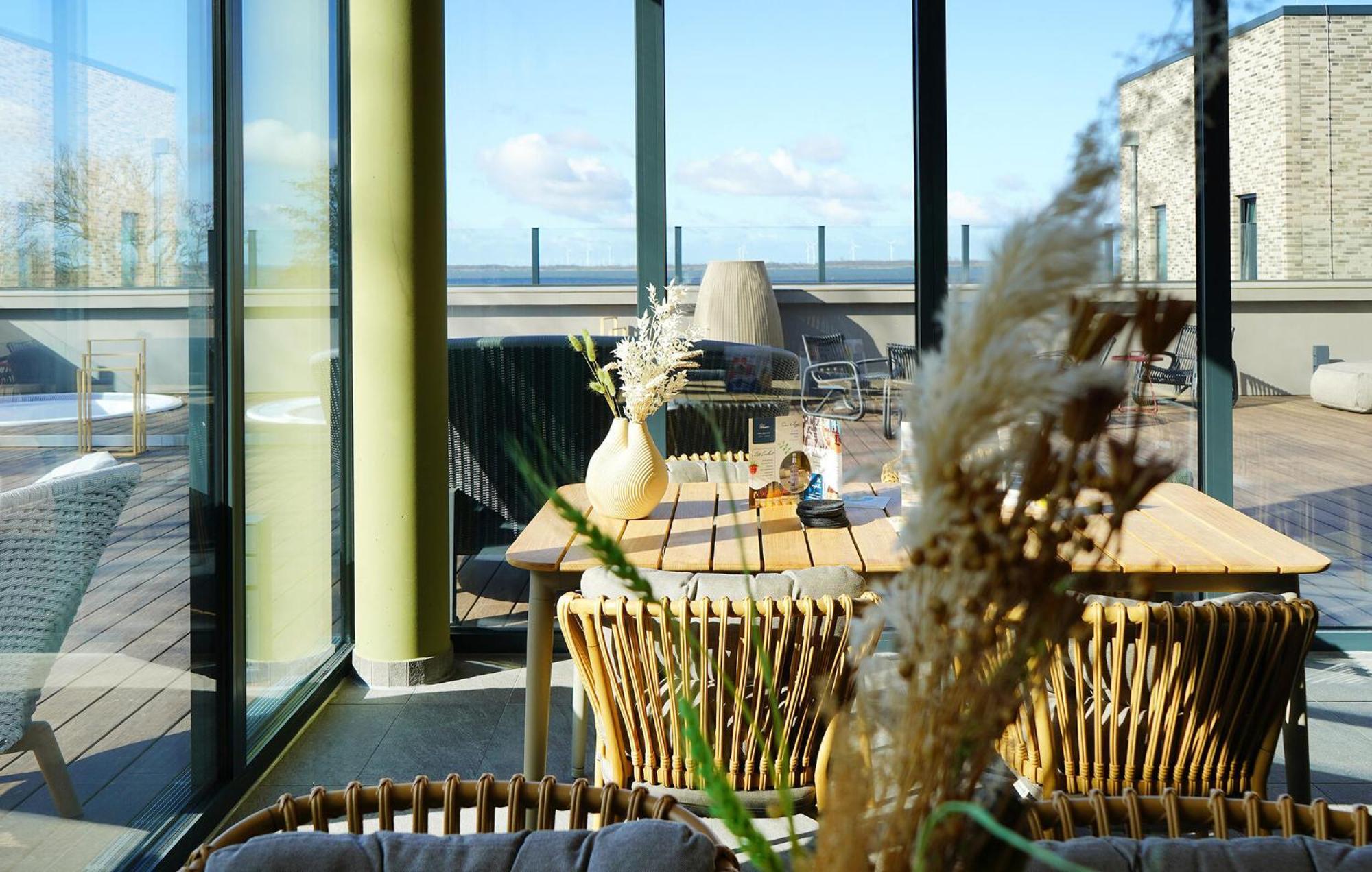 Lovely Apartment In Lembruch-Duemmer See Exteriör bild